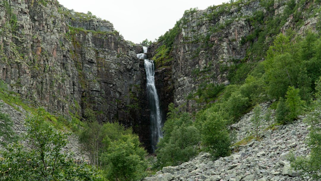 Slap Virje: la cascata di tufo della Val Soča - Gljun | Secret World Trip Planner