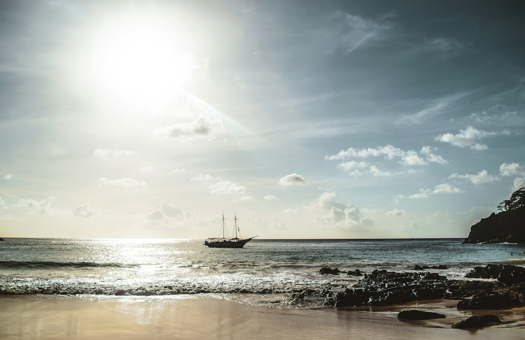 Sancho Beach: Der versteckte Strand von Fernando de Noronha — Sancho Beach