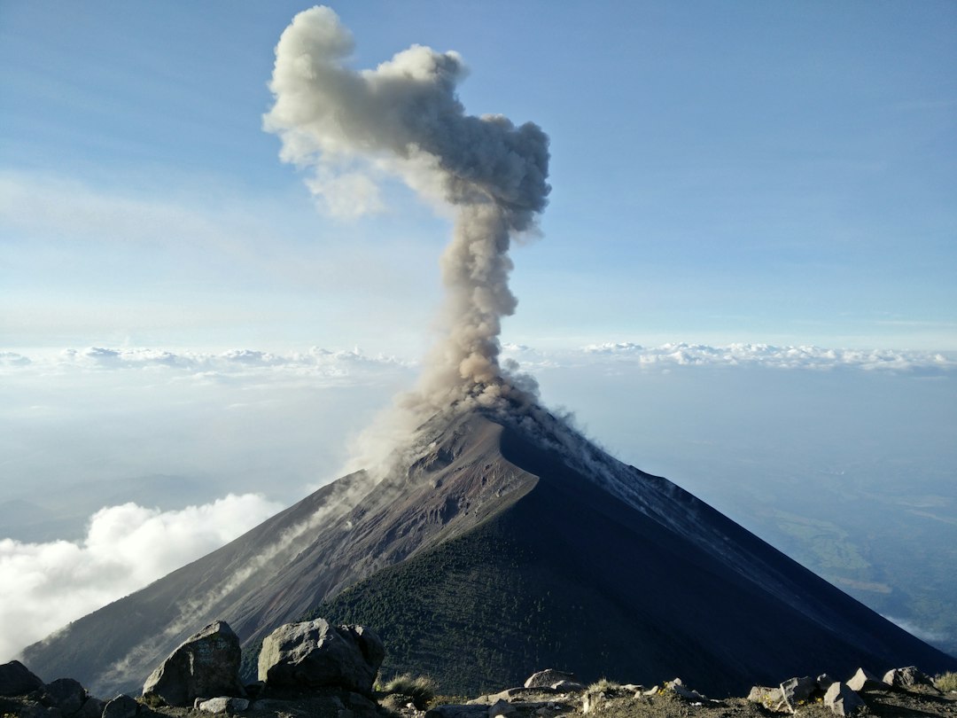 Villarrica: Ein Vulkan mit lebender Lava in Chile erklimmen - Pucón | Secret World Trip Planner