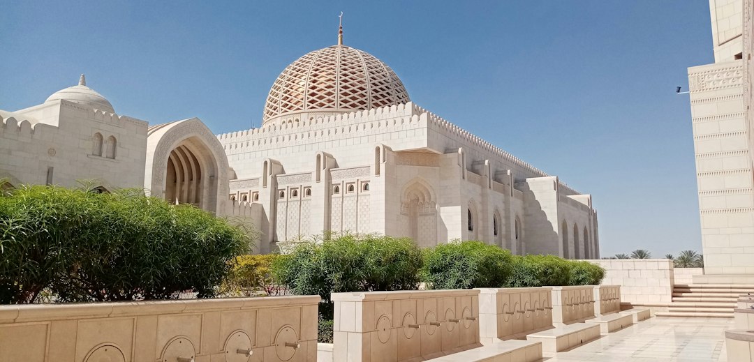 Musée National d'Oman : histoire et art à Mascate — opposite Al Alam Palace، Al Saidiya St