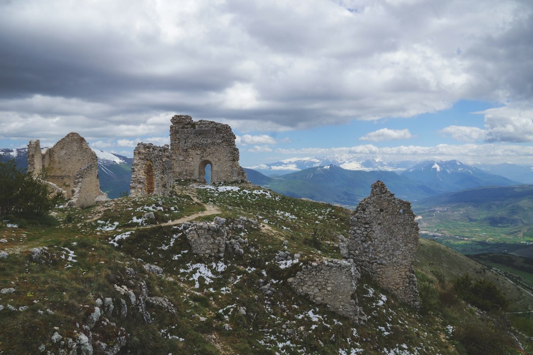 Descubre las fascinantes ruinas de Montenegro - Prčanj | Secret World Trip Planner