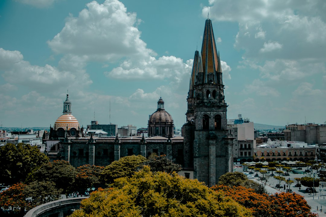 Die Expiatorio-Kirche in Guadalajara: Gotik aus Vulkanstein - 44160 Guadalajara | Secret World Trip Planner