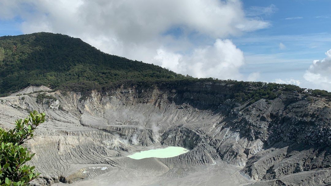 Senaru Crater Rim: The Sacred Volcano Edge of Lombok - North Lombok Regency | Secret World Trip Planner