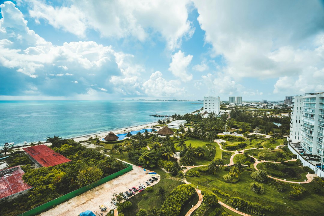 Secret World vs Wanderlog: ¿qué app elegir para Cancún 2026? - Cancún | Secret World Trip Planner