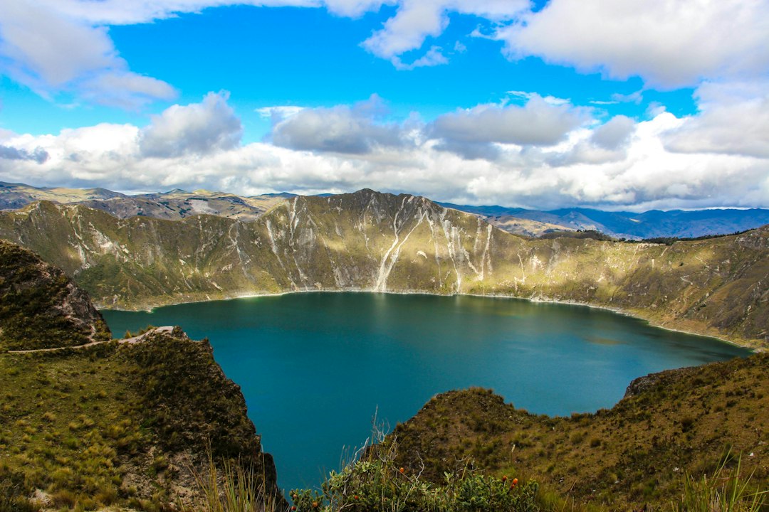 Quilotoa Loop: il trekking del cratere vulcanico - Quilotoa | Secret World Trip Planner