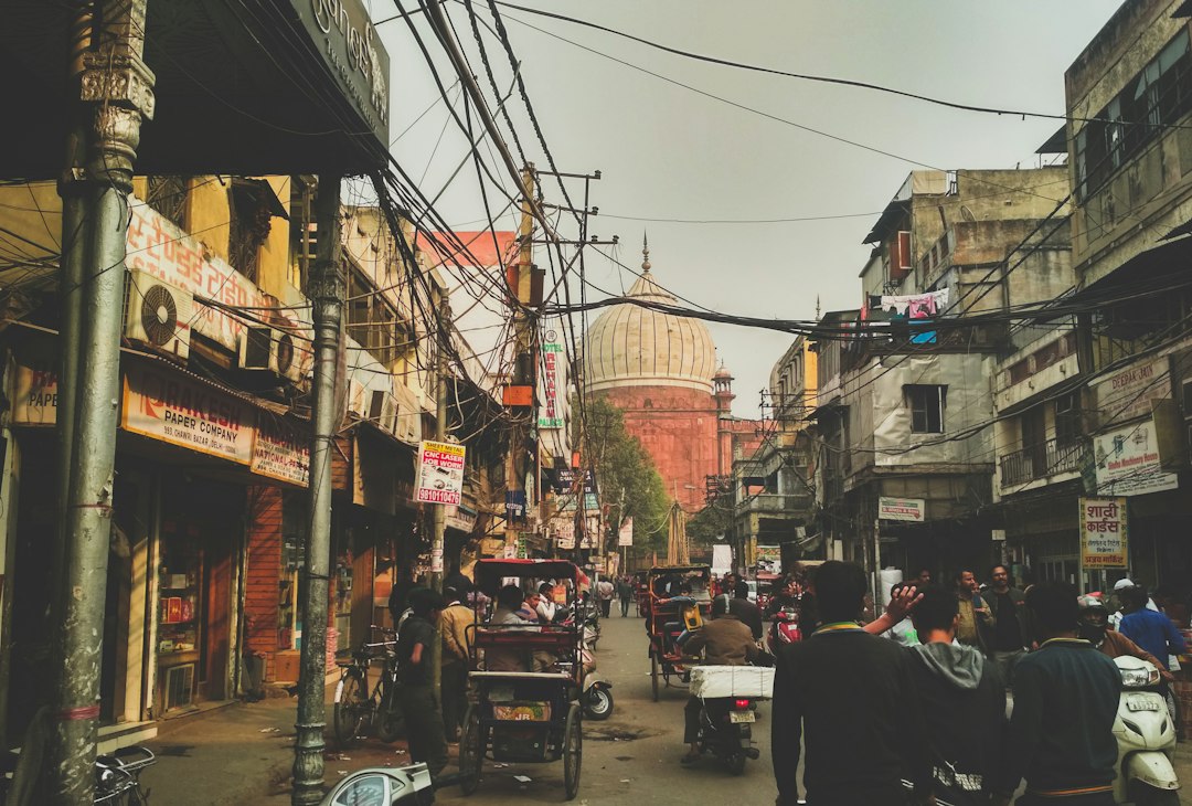 Chor Bazaar in Delhi: Mughal-Aromen rund um die Moschee - Delhi | Secret World Trip Planner
