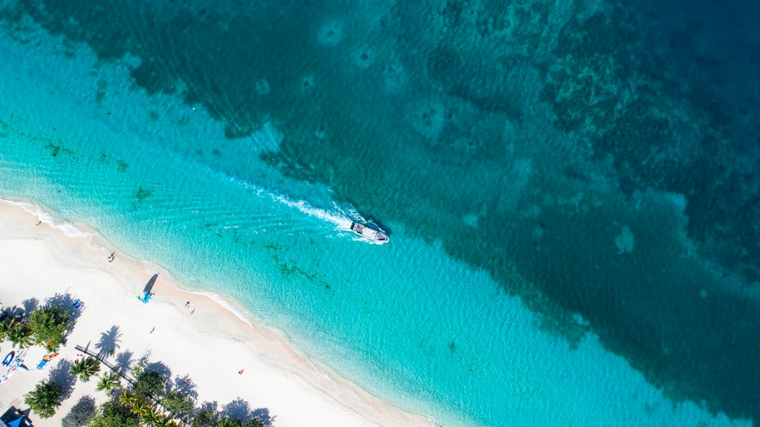 Grande Anse Beach: Deshaies' Hidden Gem — 97126