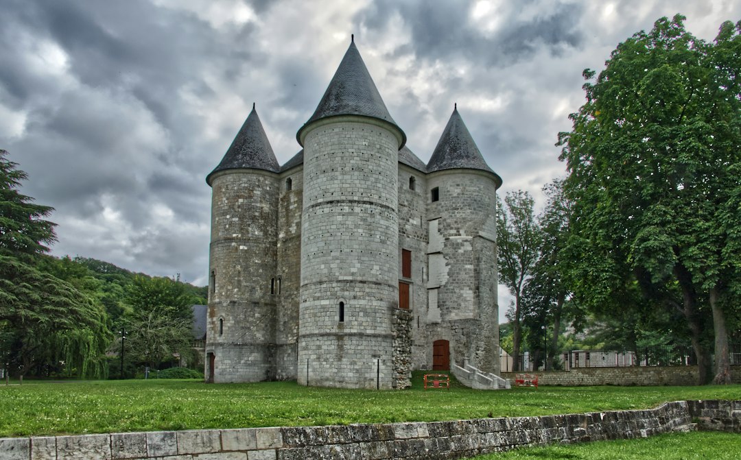 El Castillo Crociado de Ibelin en Yavne: guía completa - Yavne | Secret World Trip Planner