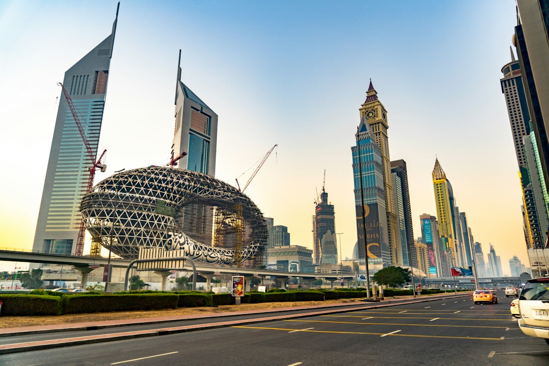 Günstige Dubai Urlaub 2026: Praktischer Leitfaden - Dubai | Secret World Trip Planner