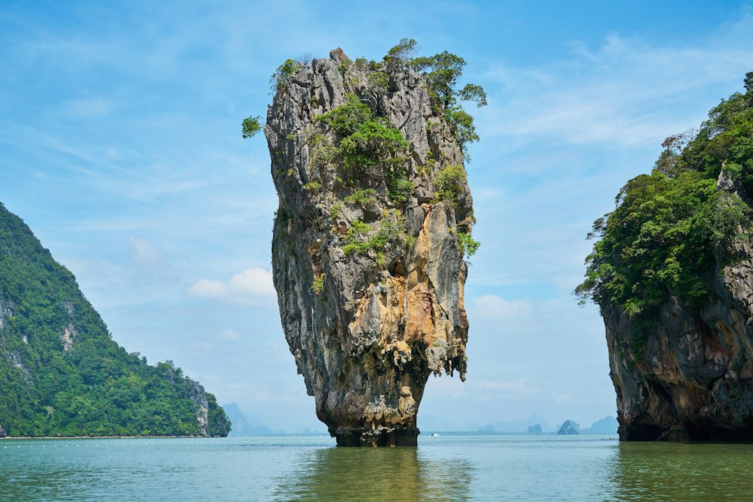 Scopri la magia di เขาสามยอด, la montagna della Thailandia — Sangkhla Buri District