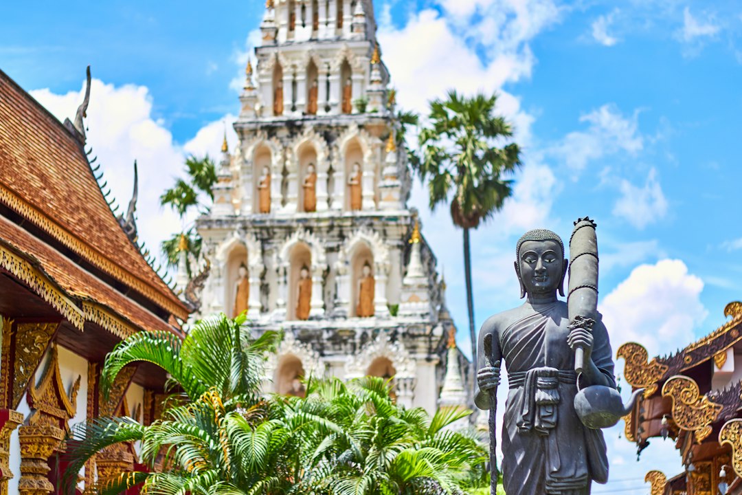Explora เขาเจ้าเณร: Un Paraíso Natural en Tailandia - Thong Pha Phum District | Secret World Trip Planner