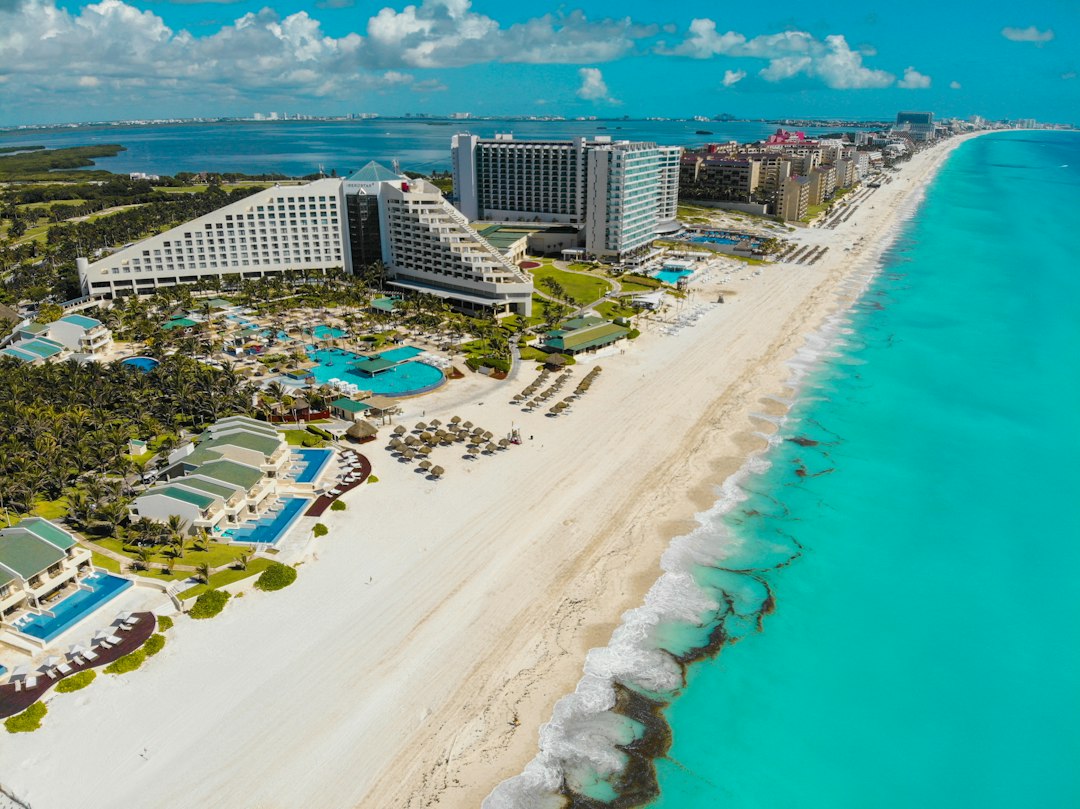 Secret World vs Google Trips : planifiez Cancún 2026 - Cancún | Secret World Trip Planner