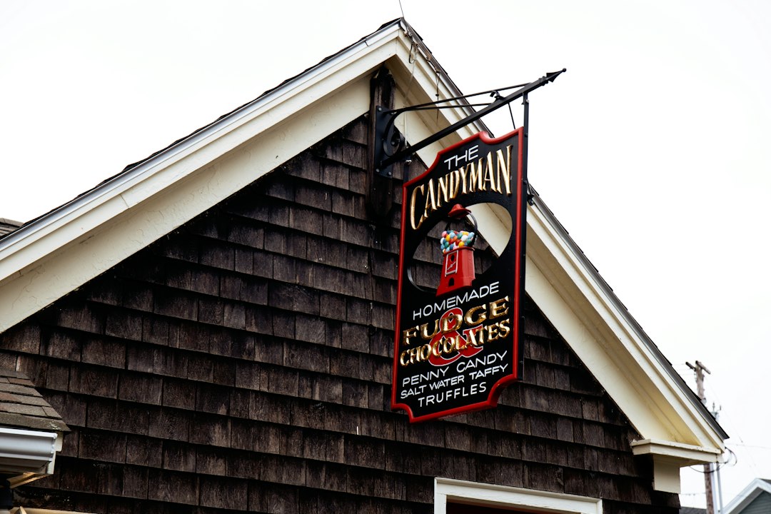 Fisherman's Pub: Seafood Dining in Speightstown — Queens St