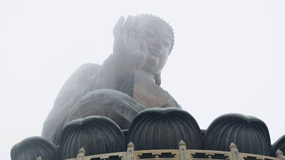 Descubre el Buda Tian Tan en Hong Kong - Lantau Island | Secret World Trip Planner
