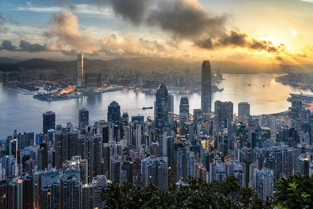 Descubre la Magia de la Bahía de Repulse en Hong Kong - Baia di Repulse | Secret World Trip Planner