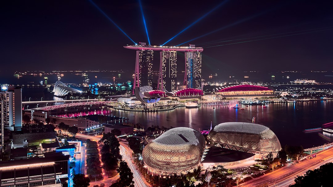 Lau Pa Sat: Eine Reise durch die Aromen Singapurs - 18 Raffles Quay | Secret World Trip Planner