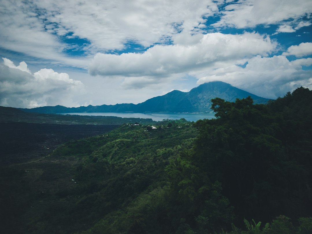 Trekking au Mont Batur : l'aube sur le volcan de Bali - Bangli Regency | Secret World Trip Planner