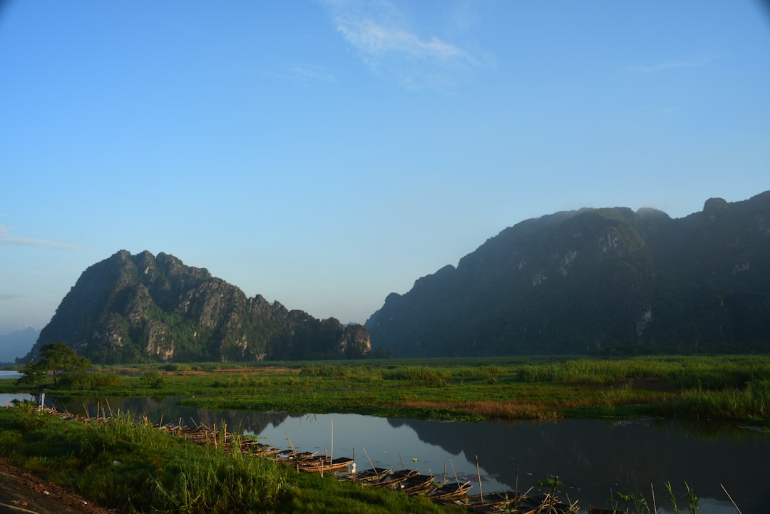 Khao Sam Roi Yot: Sümpfe und Kalksteinspitzen - Kui Buri District | Secret World Trip Planner