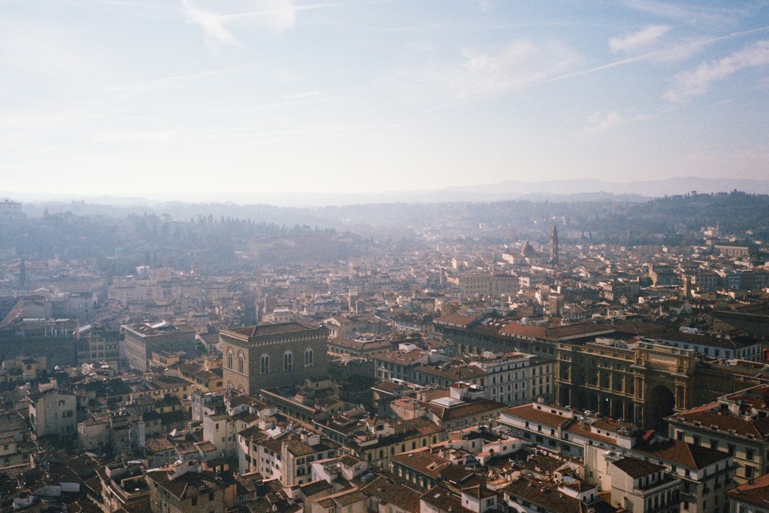 Secret World vs TripIt: Which App Wins in Florence 2026? - Firenze | Secret World Trip Planner