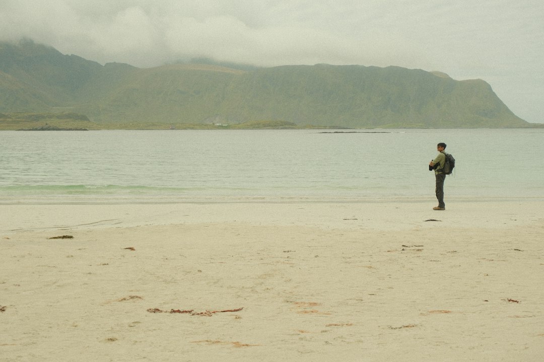 Ramberg Beach: la spiaggia artica delle Lofoten - Flakstadveien 371 | Secret World Trip Planner