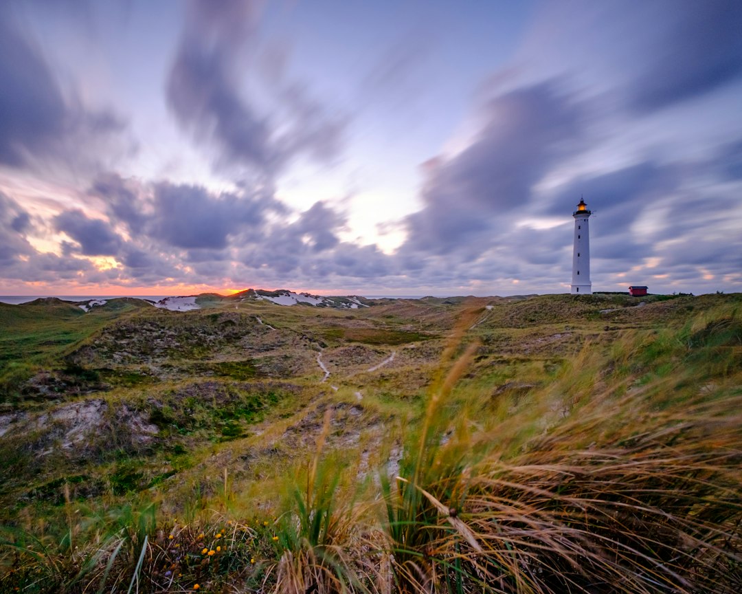 Faro de Lyngvig : entre dunes et mer du Nord - Holmsland Klitvej 109 | Secret World Trip Planner