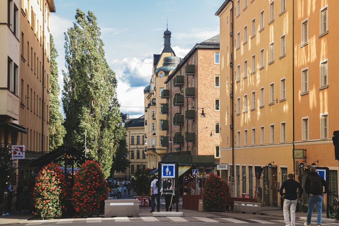 Skogskyrkogården : le cimetière forêt de Stockholm - Sockenvägen | Secret World Trip Planner