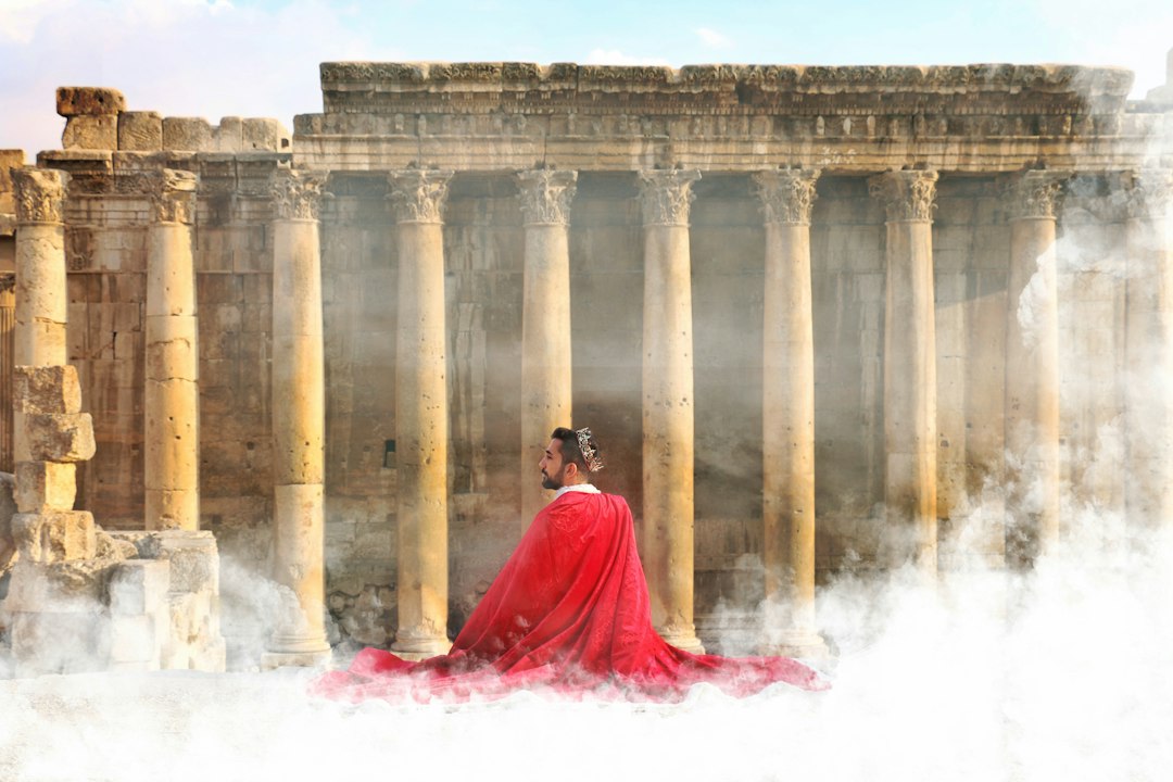 Baalbek: Die höchsten römischen Säulen im Libanon - 2644+W8R | Secret World Trip Planner
