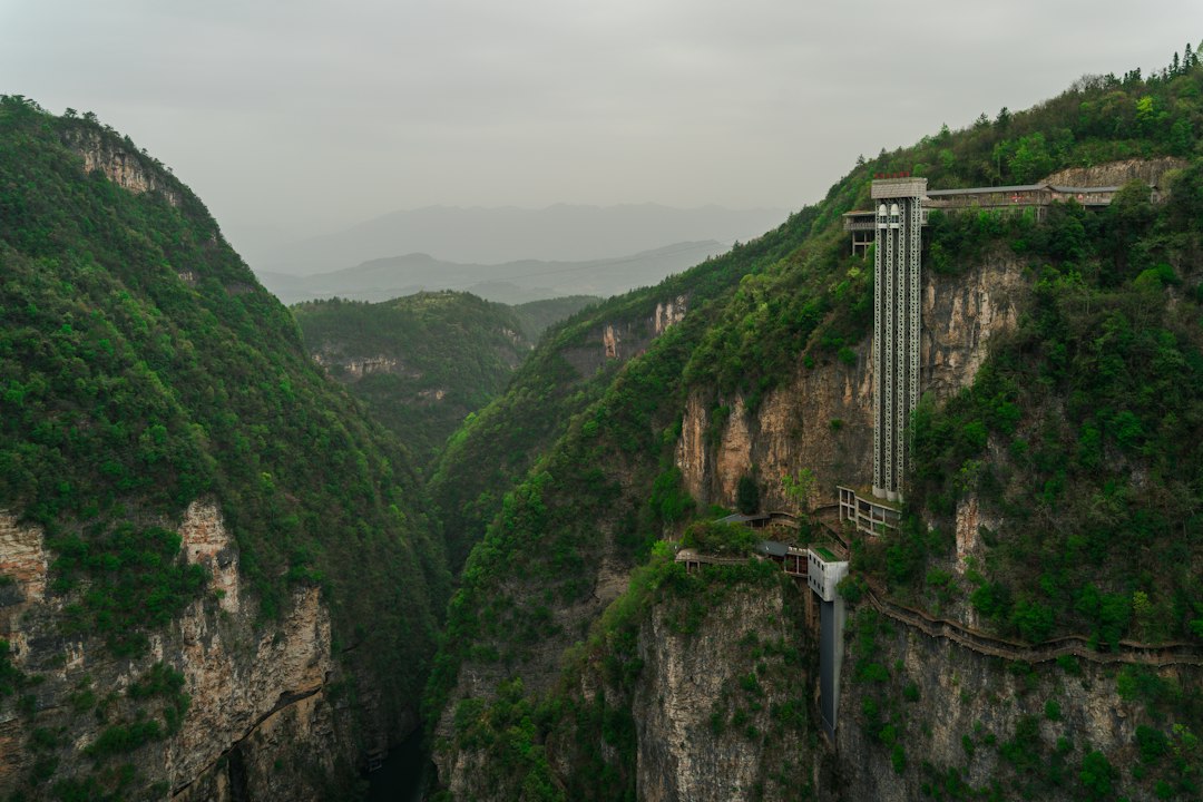 Pont de Verre de Zhangjiajie : marcher dans le vide - Cina | Secret World Trip Planner