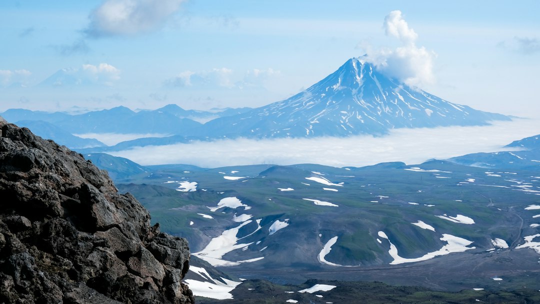 Gorely : le volcan aux lacs acides de la Kamchatka — Kamchatka Krai