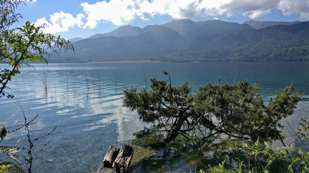 Lago Rara, Nepal: el tesoro turquesa del Himalaya - Rara | Secret World Trip Planner