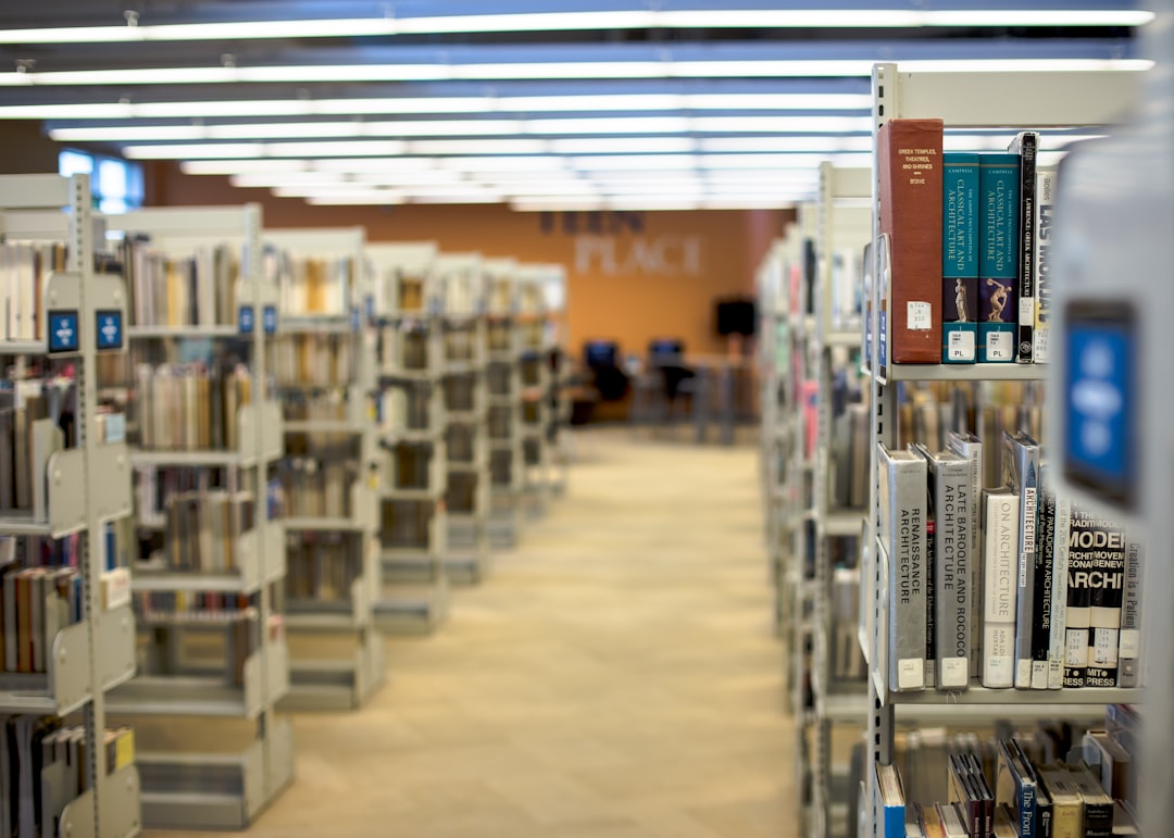 La extraña biblioteca de Kansas City - Kansas City | Secret World Trip Planner