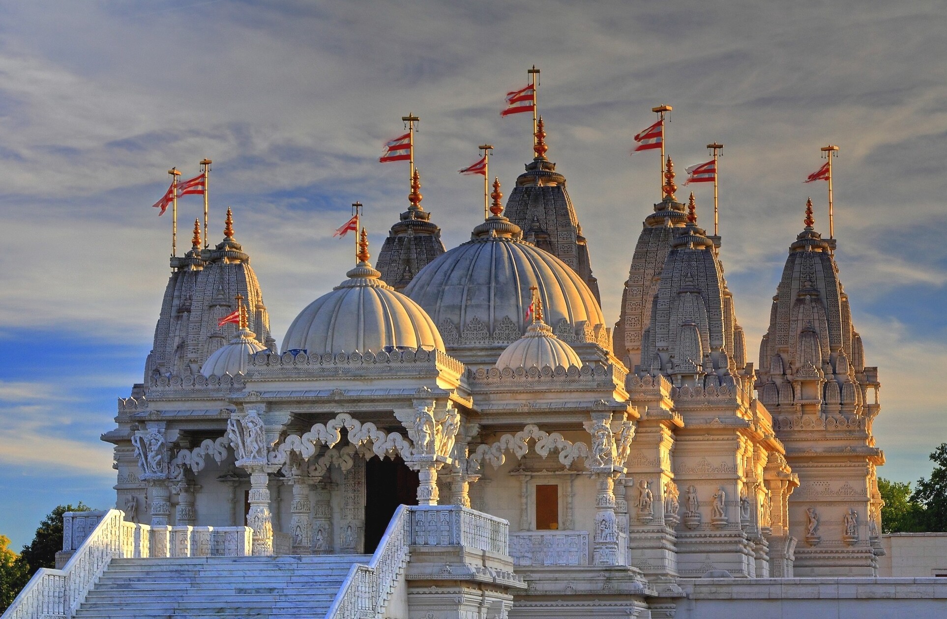 'Neasden Temple’,Europe’s 1st Traditional Hindu Temple - 105-119 Brentfield Rd | Secret World Trip Planner