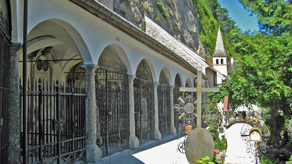 El viejo monasterio de San Pedro en Salzburgo - Salzburg | Secret World Trip Planner