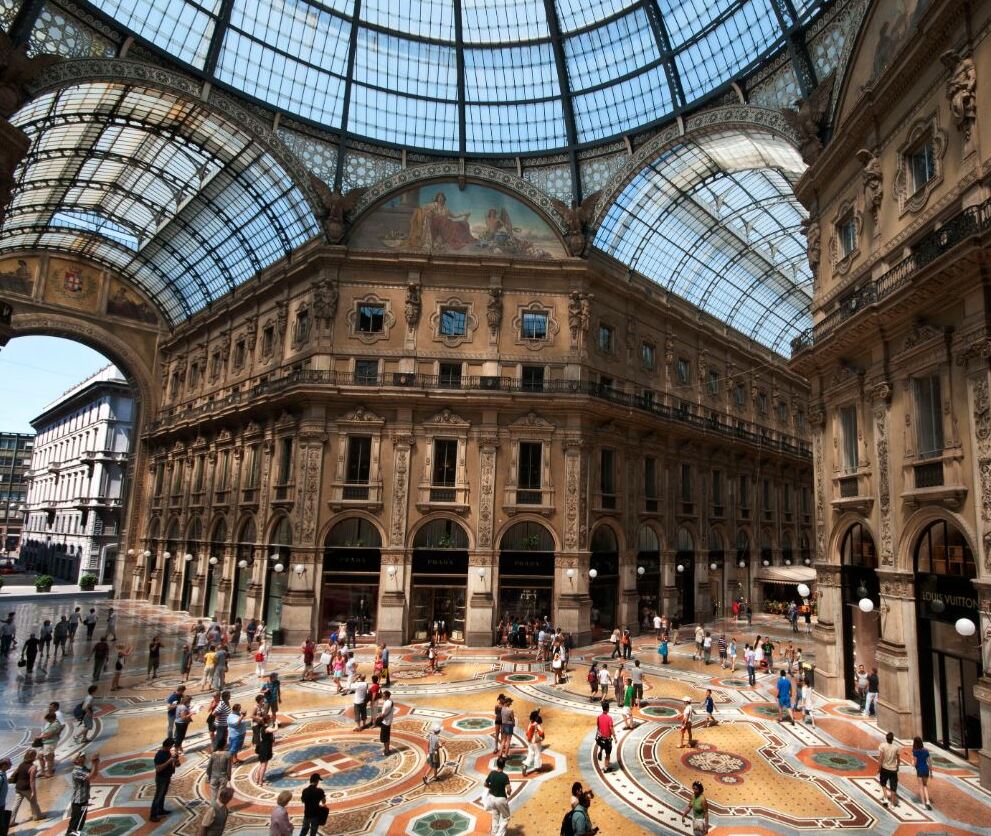 Milan / Galleria Vittorio Emanuele II - Milano | Secret World Trip Planner