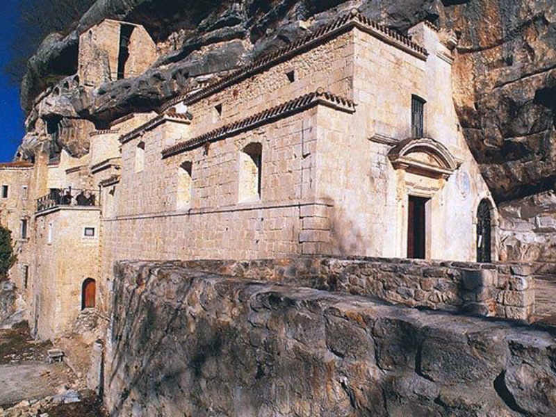 Santo Spirito a Majella ermitažas - Roccamorice | Secret World Trip Planner