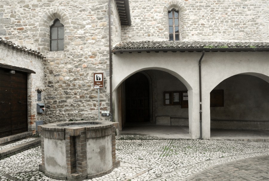 Iglesia Santa Marina - Castel Ritaldi | Secret World Trip Planner