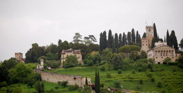 Brolo y la fresa - Conegliano | Secret World Trip Planner