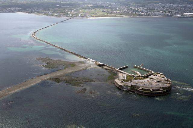 La Rade: el paseo principal de Cherburgo - Cherbourg-en-Cotentin | Secret World Trip Planner