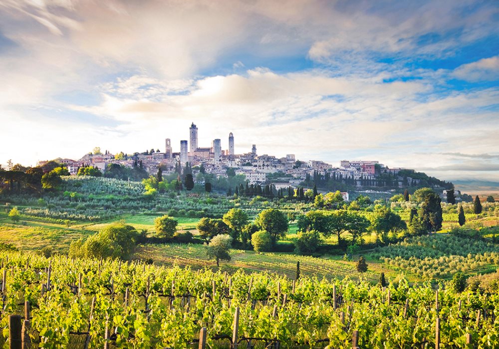 นักบุญจีมิญญาโน - San Gimignano SI | Secret World Trip Planner