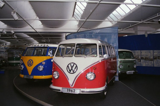 வொல்ப்ஸ்பர்க் கார் நகரம் - Wolfsburg | Secret World Trip Planner