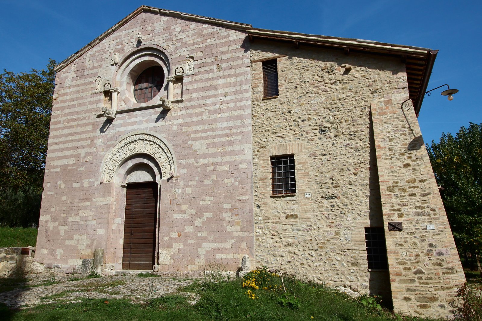 Umbria | The Church of St Gregory - Castel Ritaldi | Secret World Trip Planner
