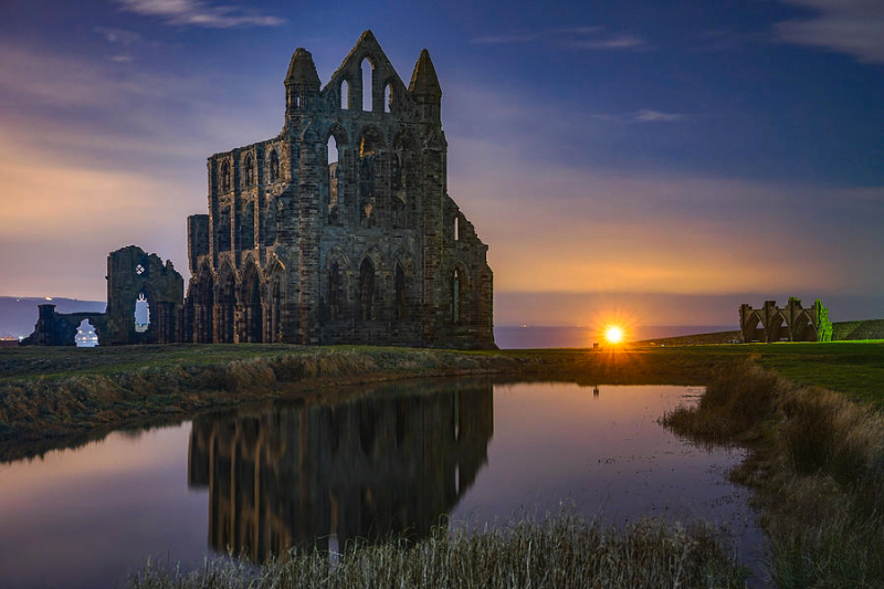 La abadía de Whitby y Drácula - Abbey Ln | Secret World Trip Planner