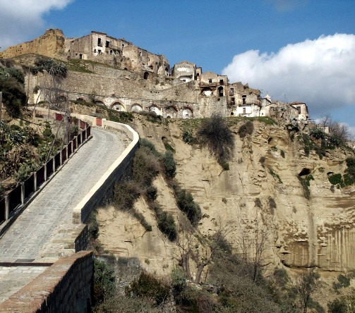 Rabatana shahrida - Tursi | Secret World Trip Planner