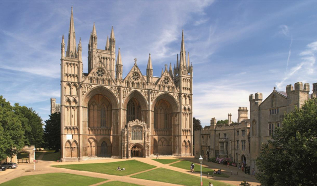 ວິຫານ Peterborough - Minster Precinct | Secret World Trip Planner
