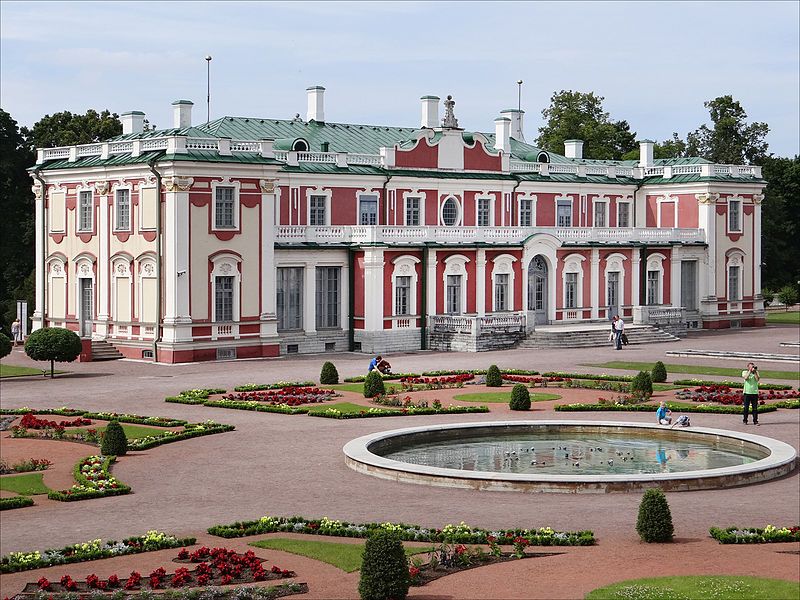 Kadriorg Saroyi (Catherinethal ) - Tallinn | Secret World Trip Planner