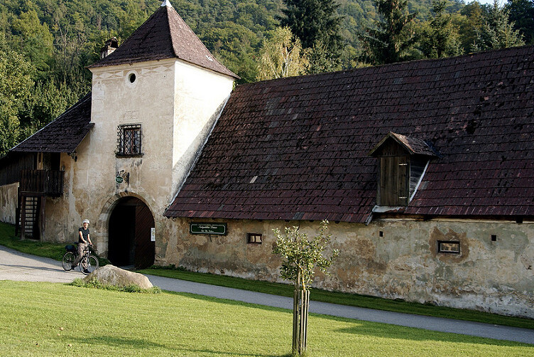 Aggsbach Cartoixa - Aggsbach Dorf | Secret World Trip Planner