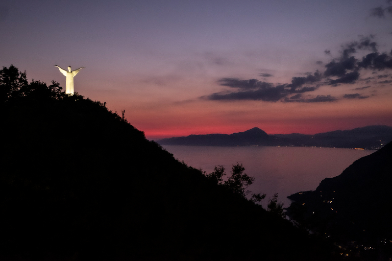 Cristo de Maratea - Statua del Cristo Redentore | Secret World Trip Planner