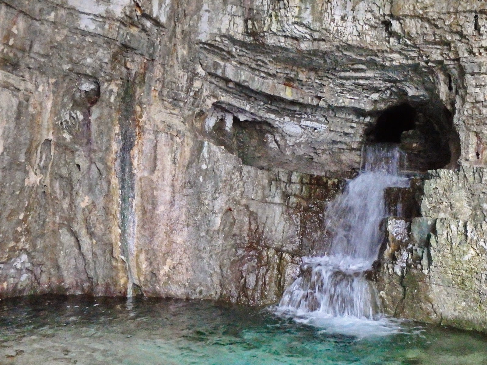 Špilja Schievo - Barrea | Secret World Trip Planner