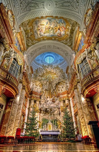คาร์ล - Vienna | Secret World Trip Planner