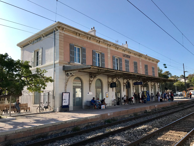 La Ciotat vasútállomás - La Ciotat | Secret World Trip Planner